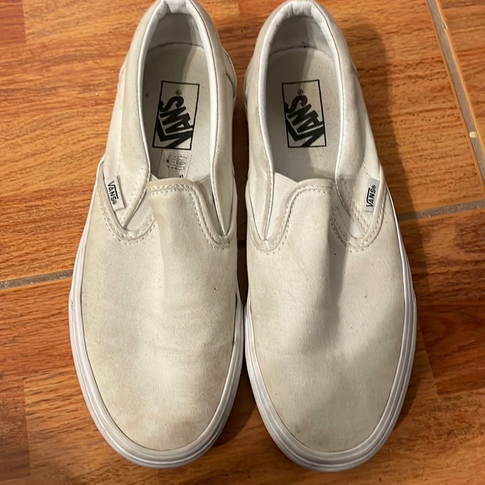 Vans all whites slip on